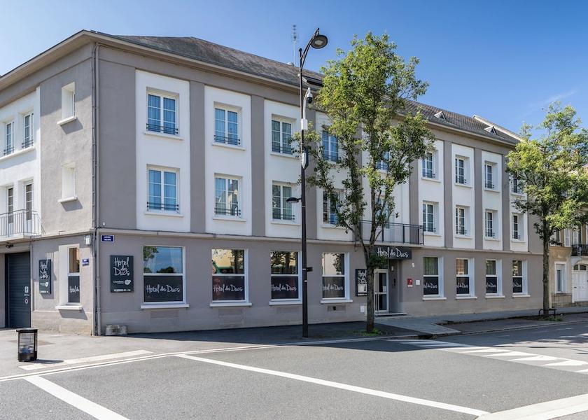 Normandy Alencon Facade