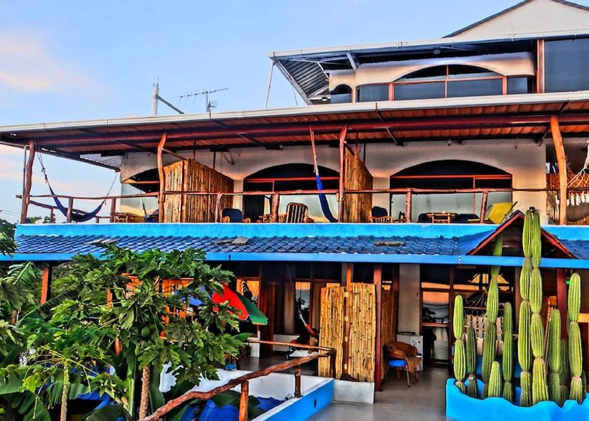 Galapagos Puerto Baquerizo Moreno Interior Entrance