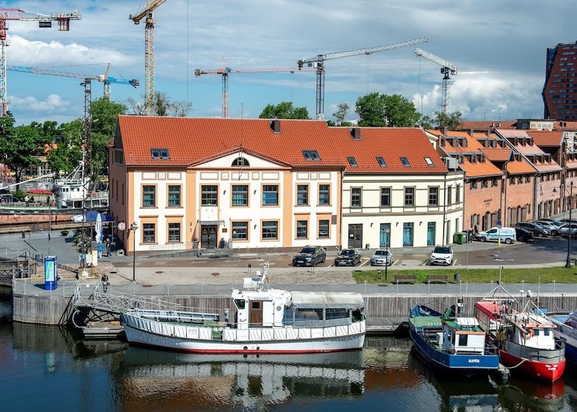  Klaipeda Exterior Detail