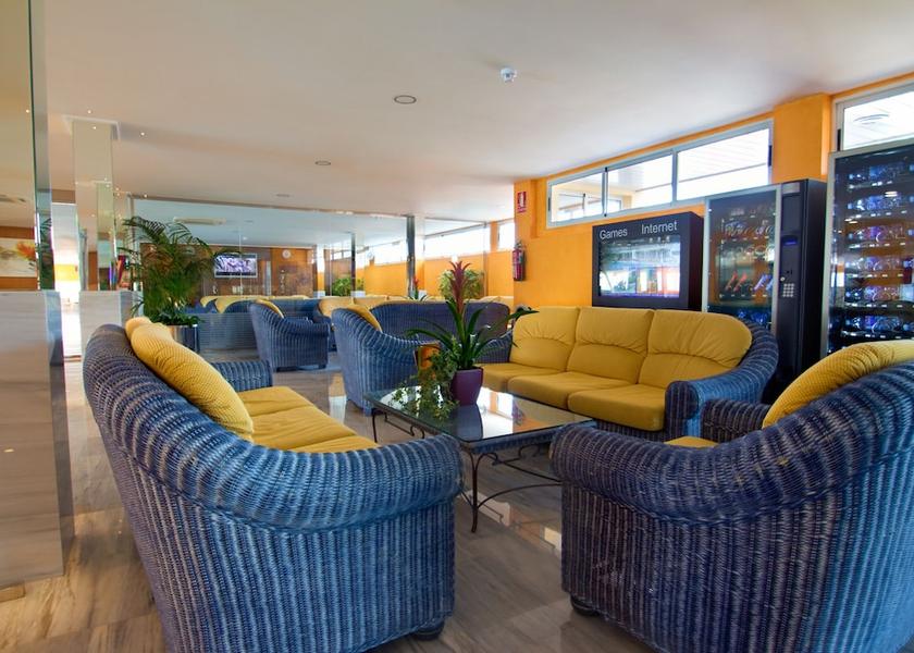  Cartagena Lobby