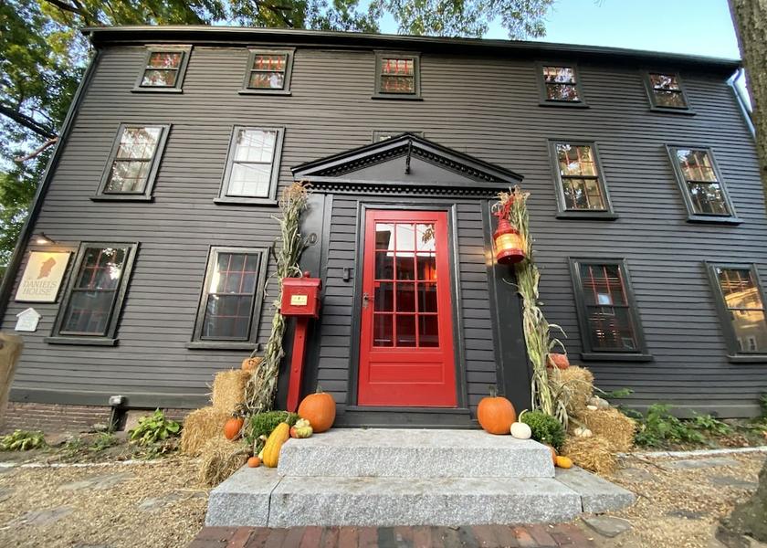 Massachusetts Salem Exterior Detail