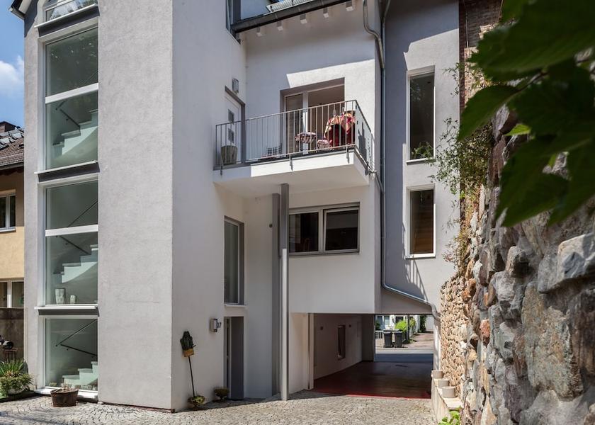 Hessen Wiesbaden Exterior Detail