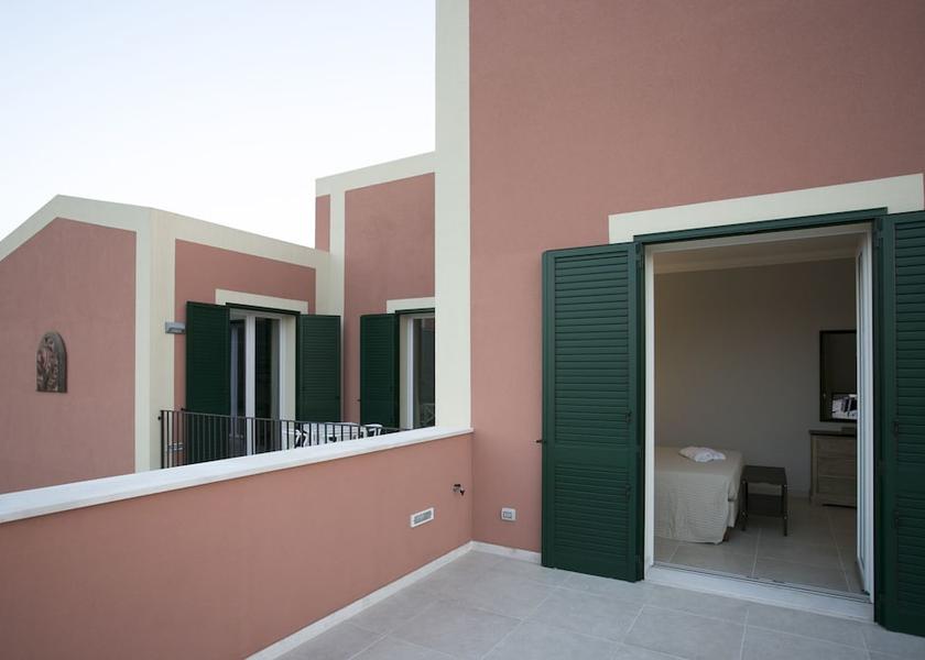 Sicily Paceco Terrace