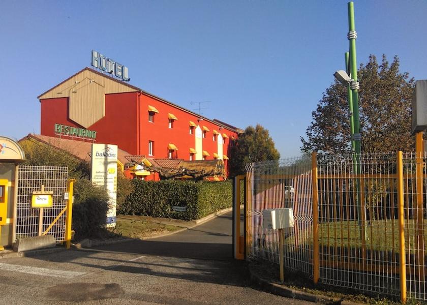 Auvergne-Rhone-Alpes Villefranche-sur-Saone Entrance