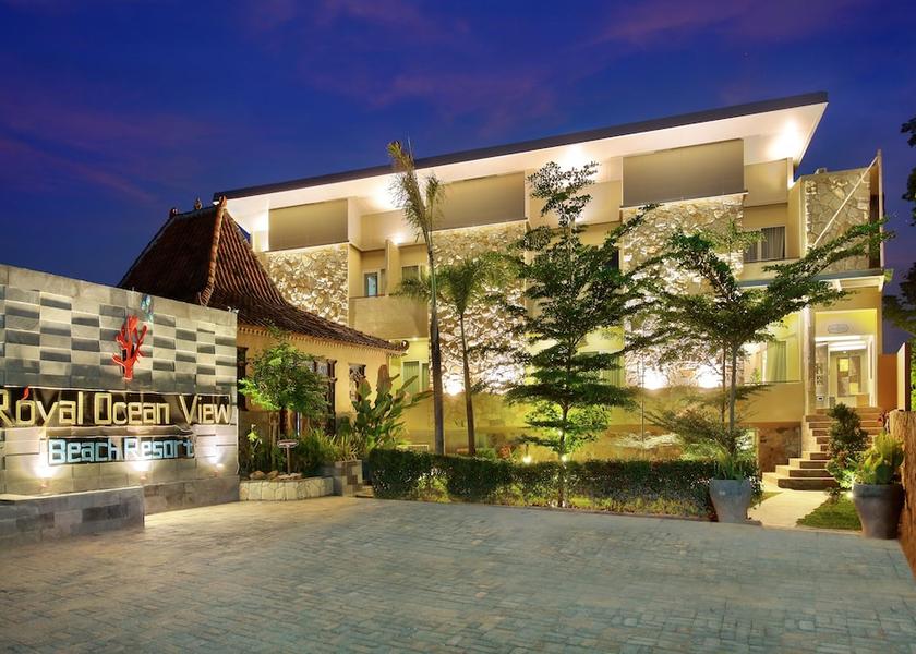 Central Java Karimun Jawa Property entrance