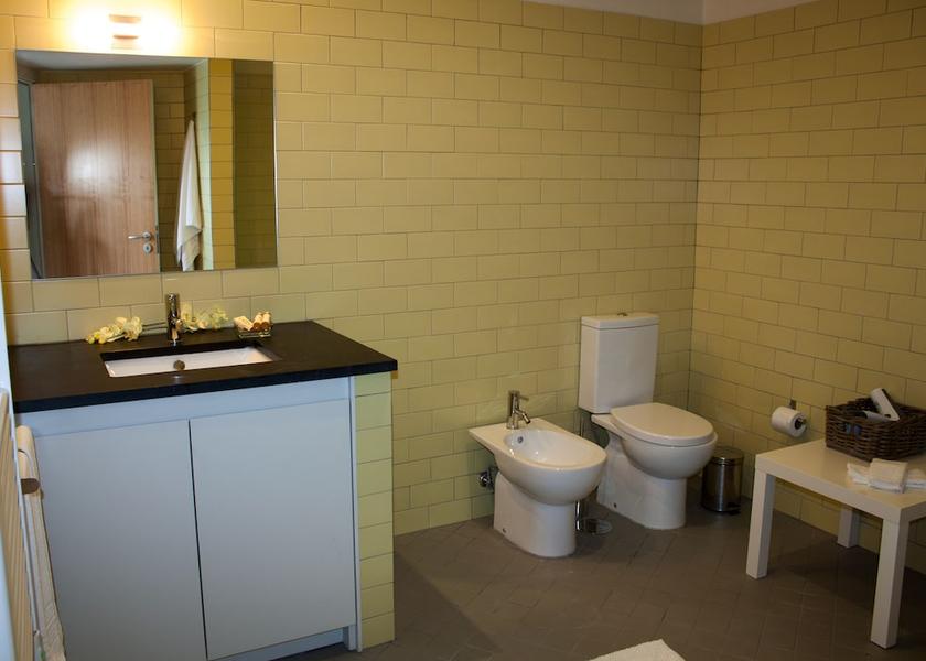 Porto Porto Bathroom