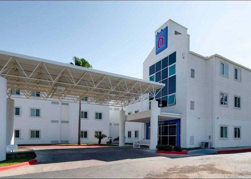 Tennessee Brownsville Exterior Detail