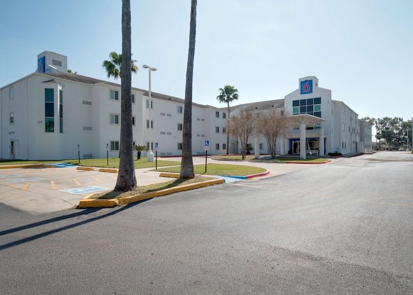 Tennessee Brownsville Exterior Detail