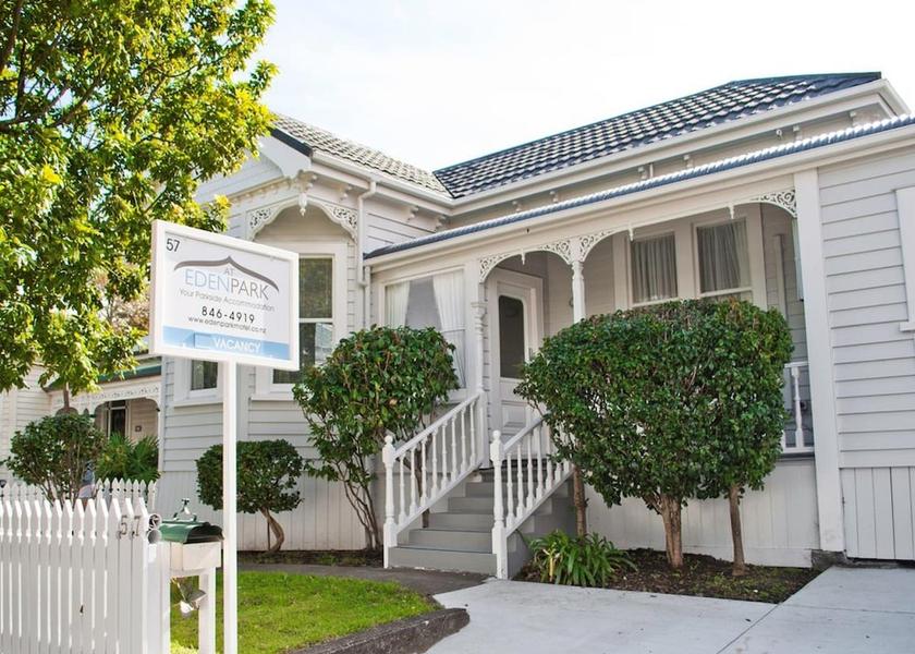 Auckland Region Auckland Facade
