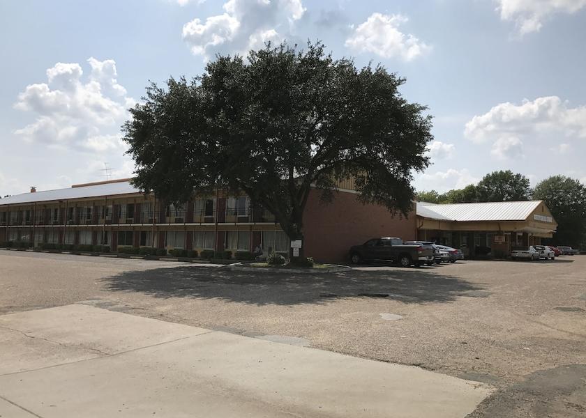 Louisiana Shreveport Facade