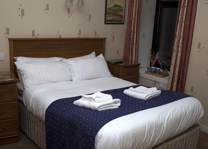 Scotland Wishaw Room