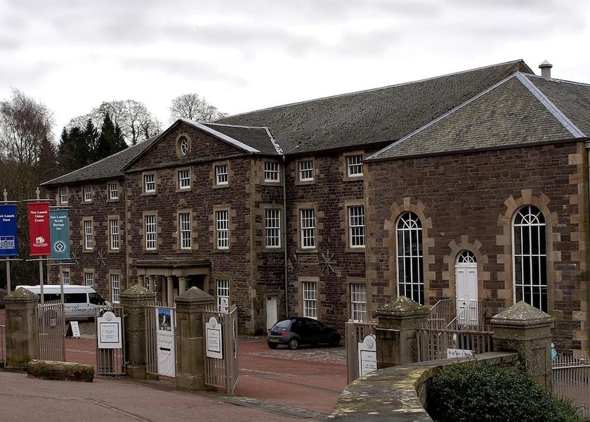 Scotland Wishaw Exterior Detail