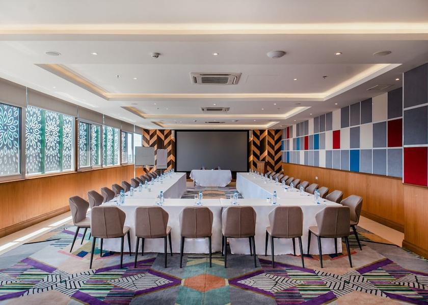  Dar es Salaam Meeting Room