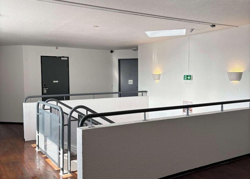 Centre - Loire Valley Dreux Lobby