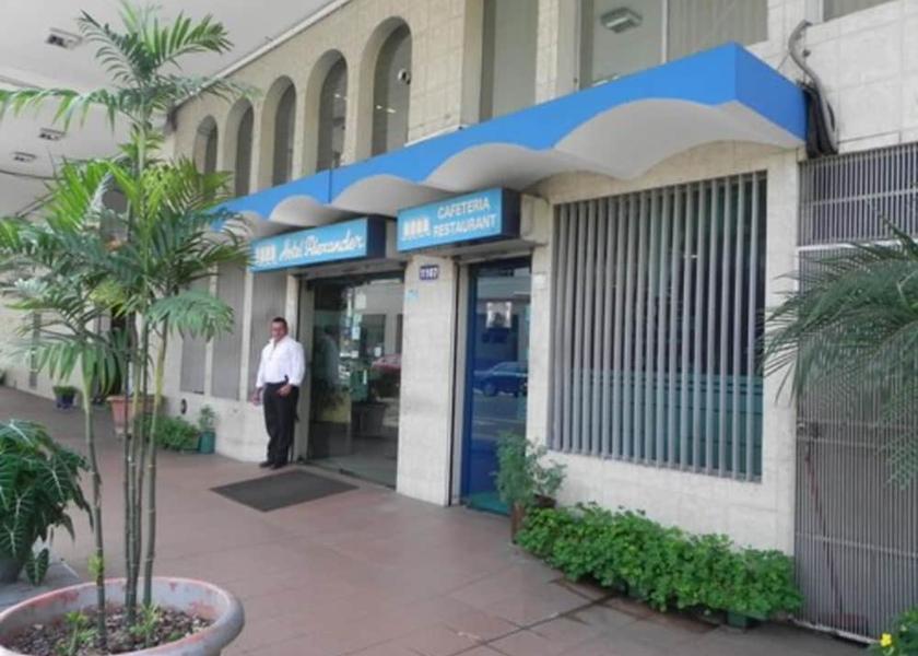 Pichincha Guayaquil Facade