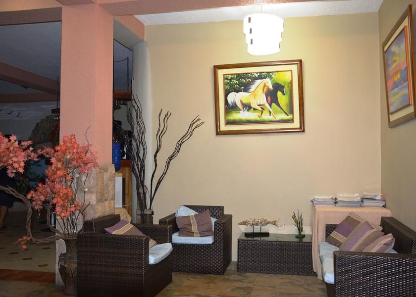 Galapagos Puerto Baquerizo Moreno Food Court