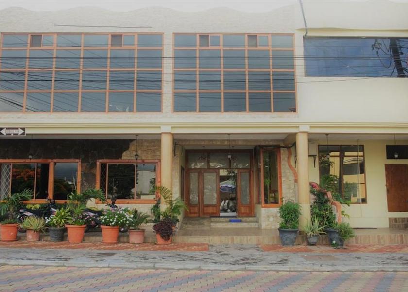 Galapagos Puerto Baquerizo Moreno Facade