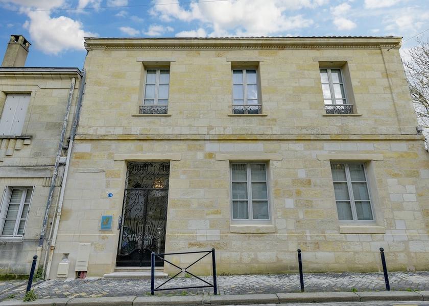 Nouvelle-Aquitaine Bordeaux Facade