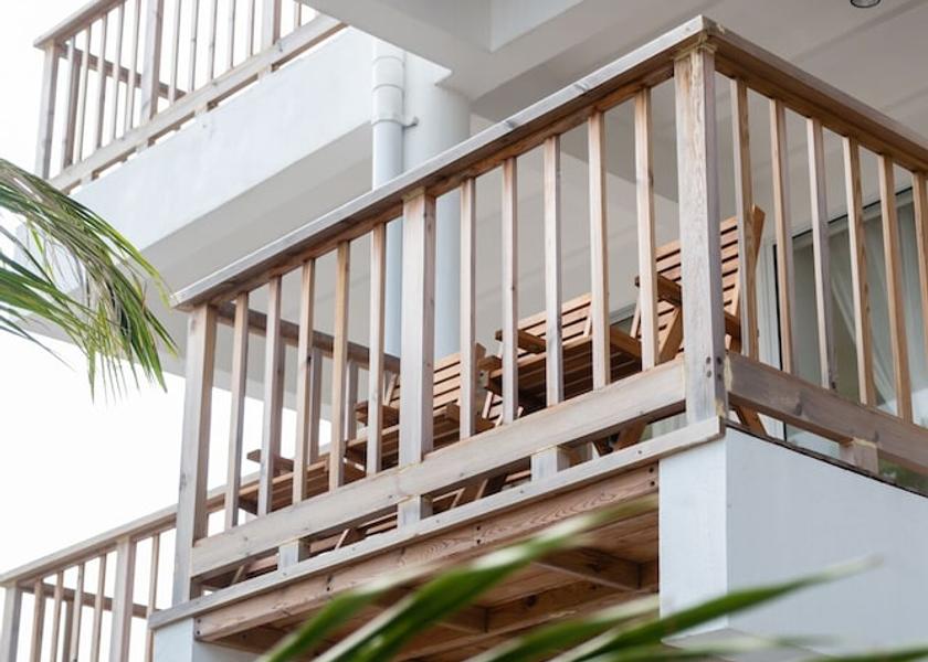 Kaafu Atoll Thulusdhoo Island Exterior Detail