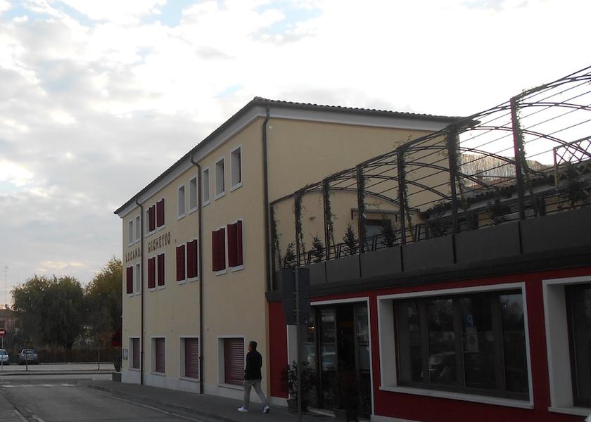 Veneto Quinto di Treviso Exterior Detail