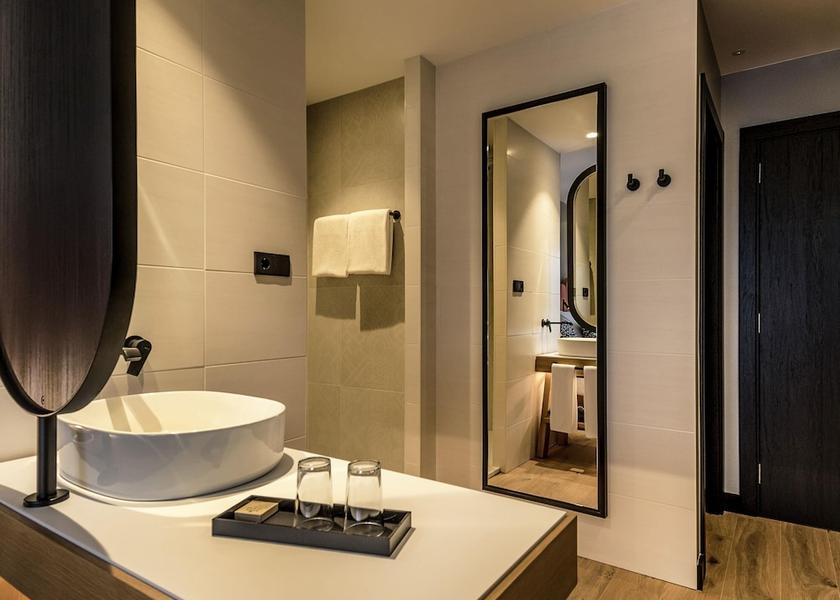 Galicia Lugo Room