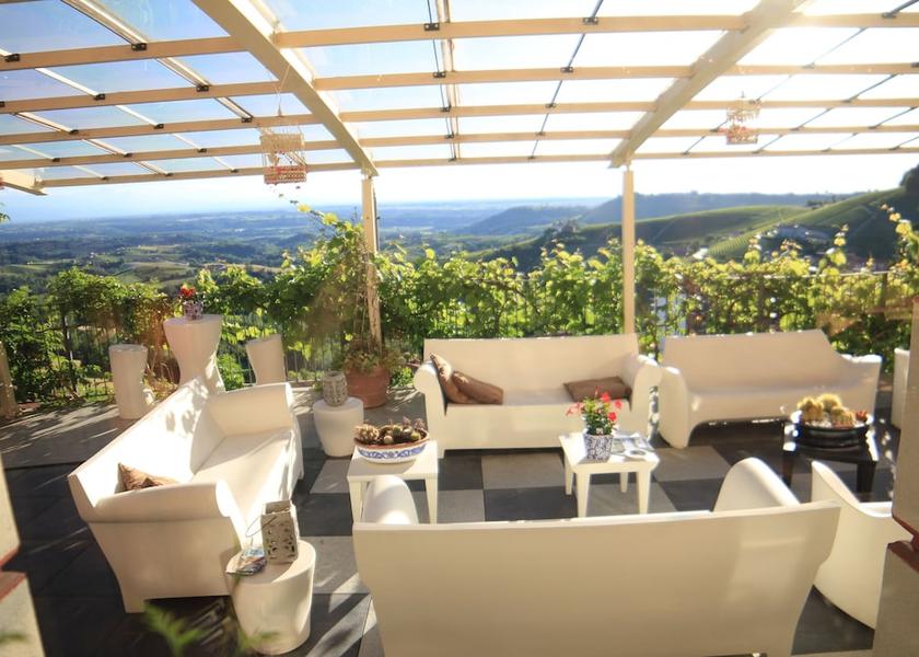 Piedmont Monforte d'Alba Terrace