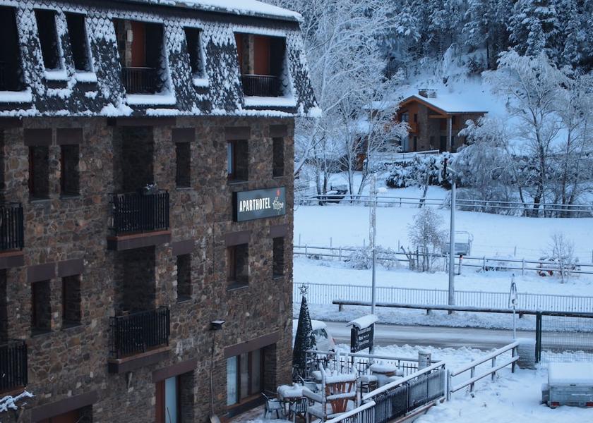  La Cortinada Property Grounds