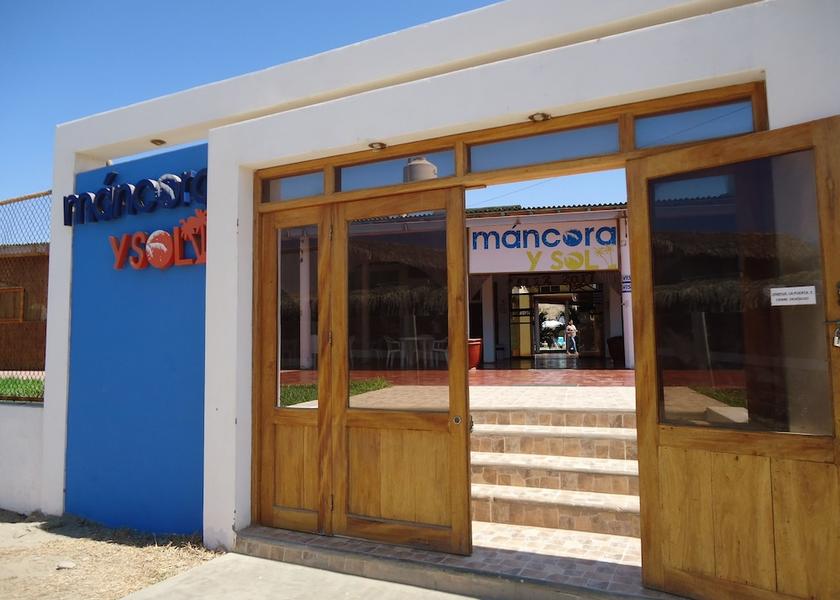 Piura (region) Mancora Entrance