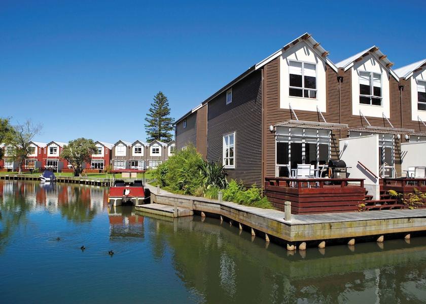 Bay of Plenty Region Mourea Exterior