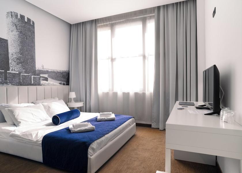 Montana Belgrade Room