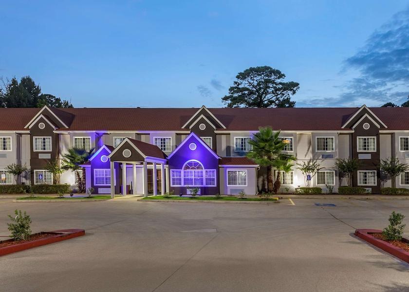 Texas Longview Exterior Detail