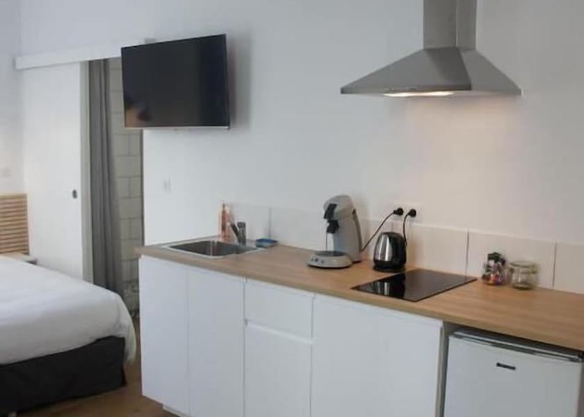 Auvergne-Rhone-Alpes Clermont-Ferrand Room