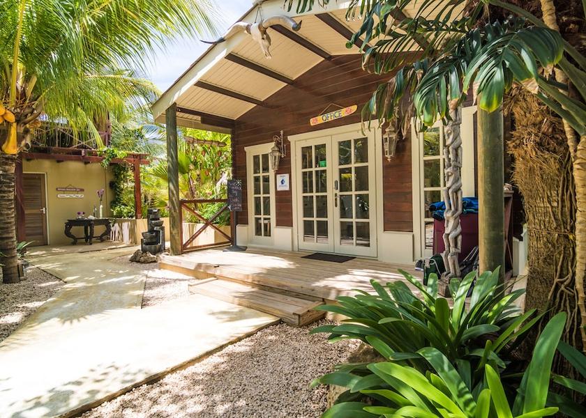  Kralendijk Reception