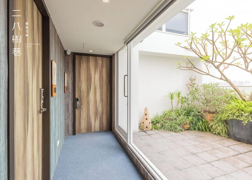  Taichung Hallway