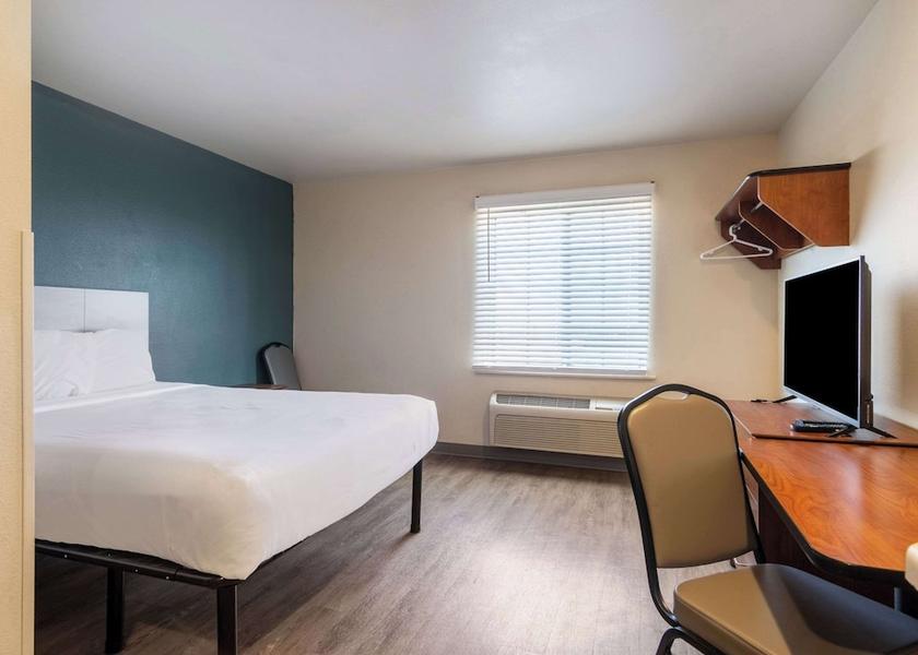 Illinois Champaign Room