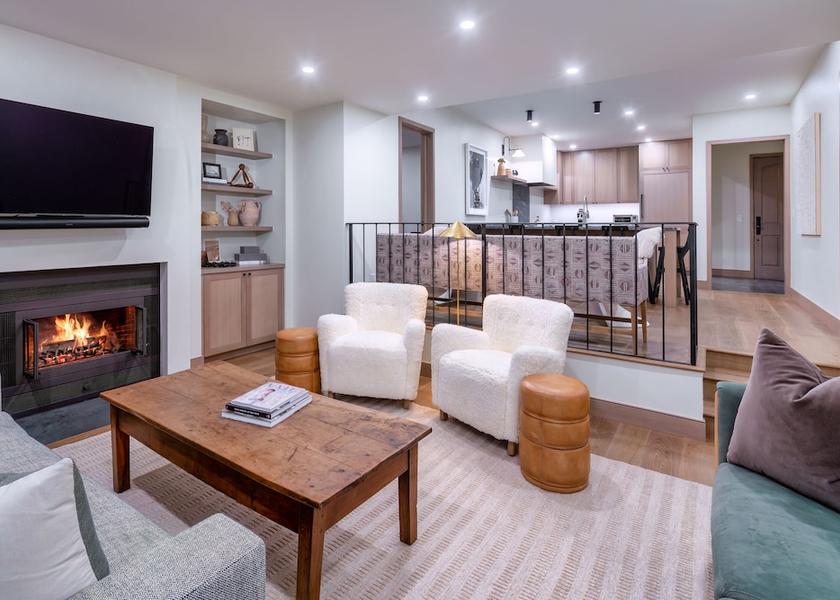 Colorado Avon Living area