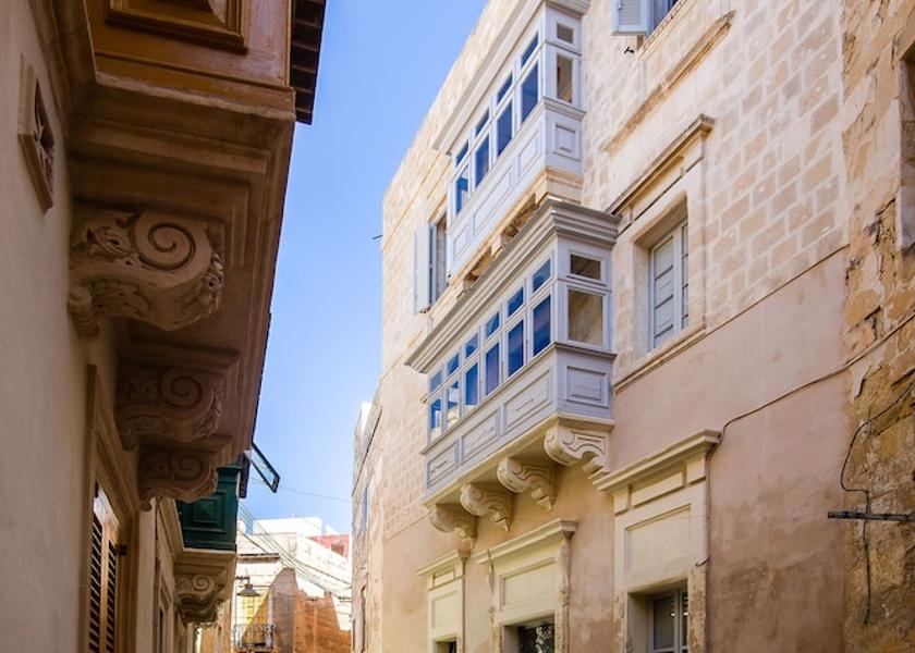  Birgu Exterior Detail
