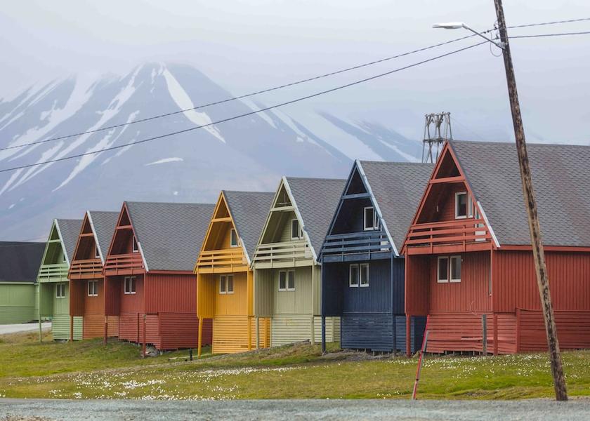  Longyearbyen Street view