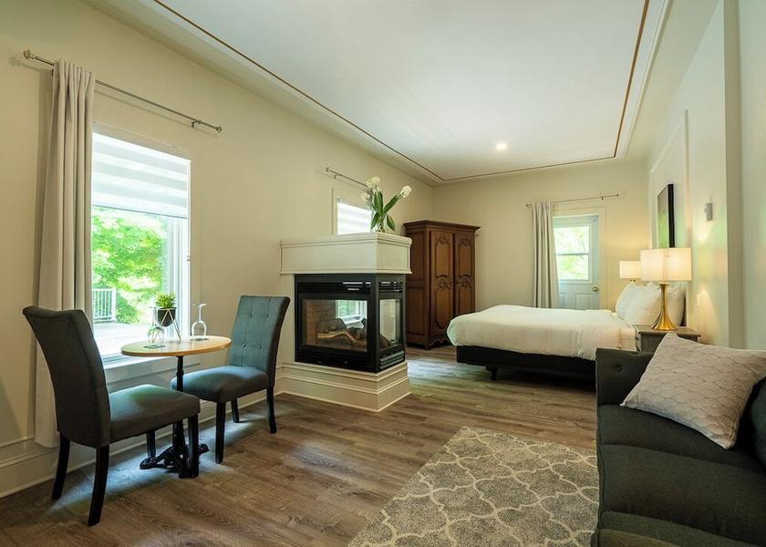 Quebec Bromont Living Area