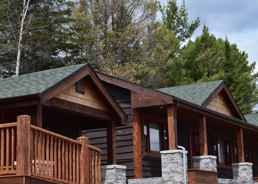 New York Lake Placid Property Grounds