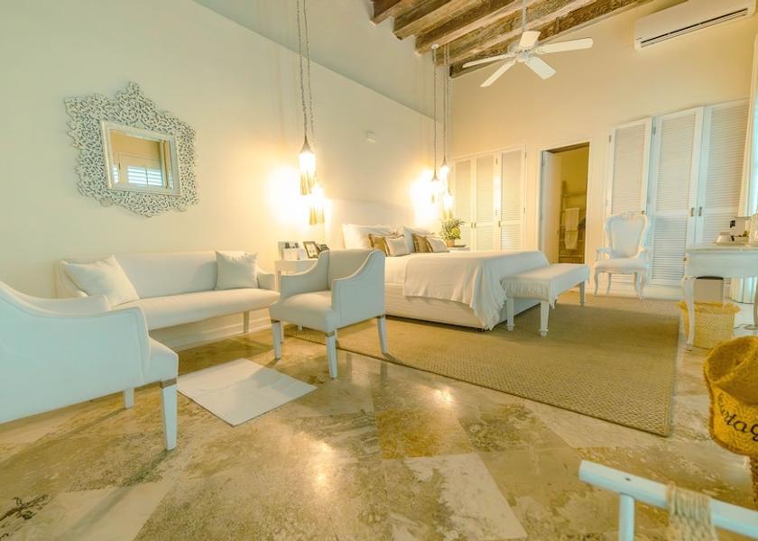 Bolivar Cartagena Room