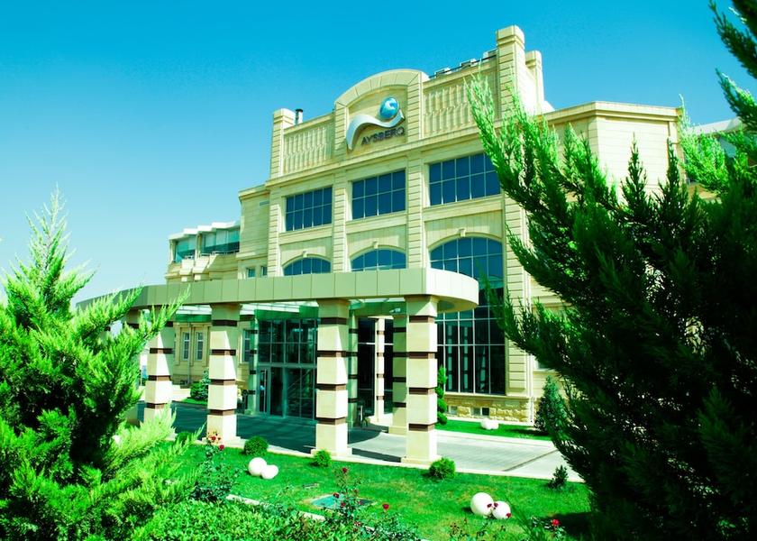  Baku Front of property