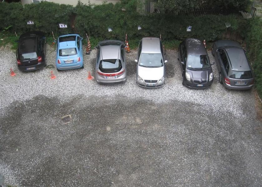 Liguria Sarzana Parking