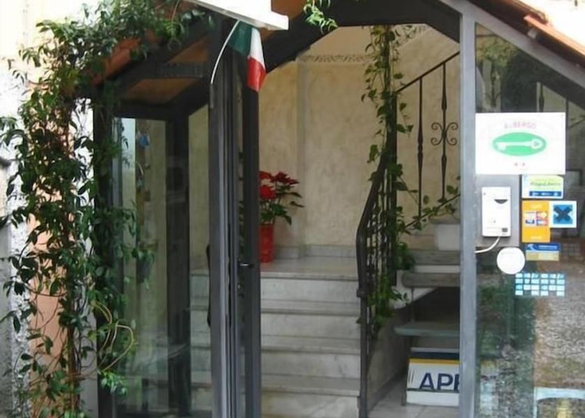 Liguria Sarzana Entrance