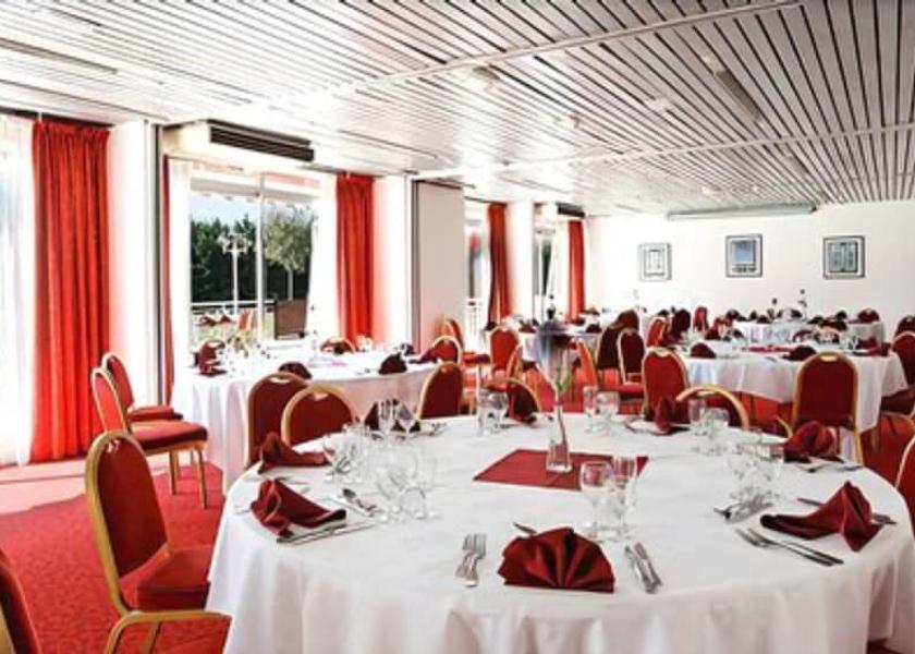 Île-de-France Saulx-les-Chartreux Banquet Hall