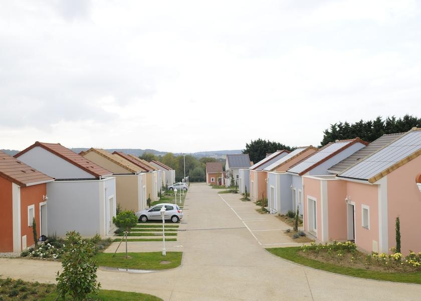 Île-de-France Saulx-les-Chartreux Exterior Detail