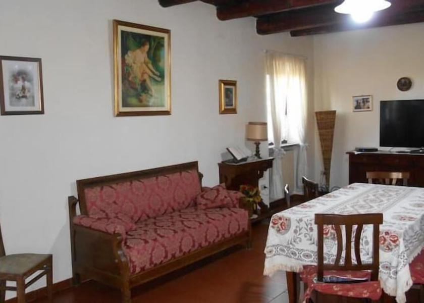 Marche Castelfidardo Interior Entrance