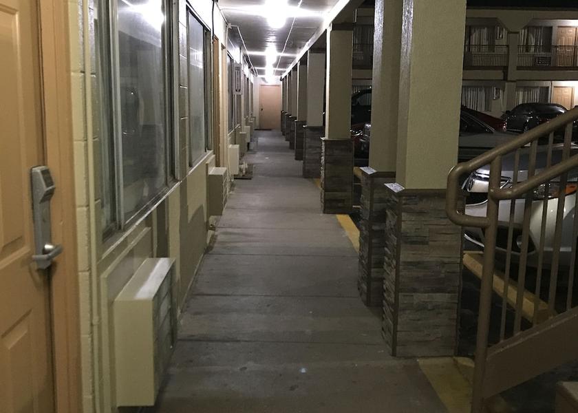 Kansas Hutchinson Facade