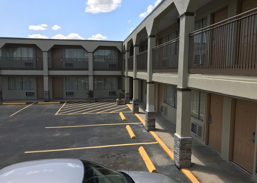 Kansas Hutchinson Exterior