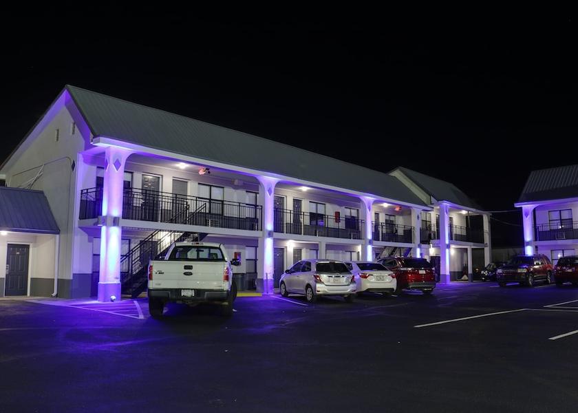 Georgia Calhoun Facade